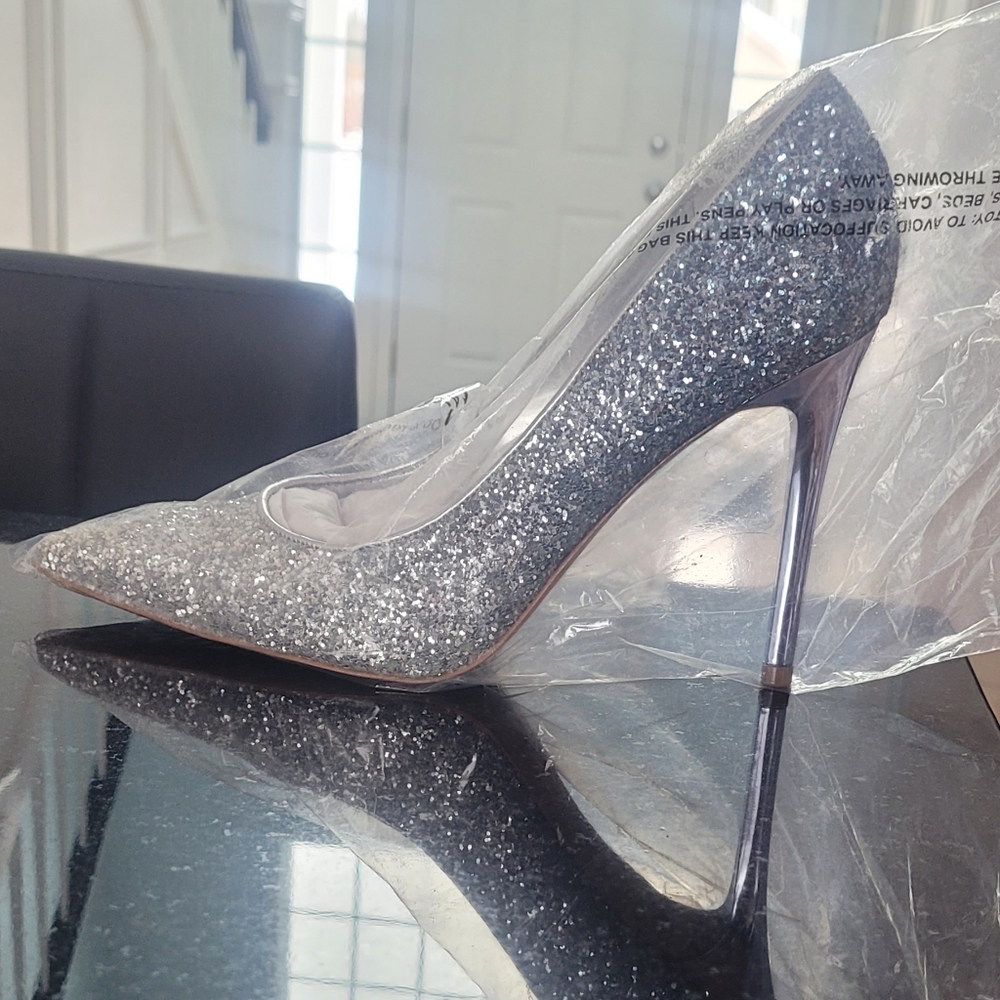 Size 9- Nine West Glitter Heel Light Blue transition to Silver NWT/MIB